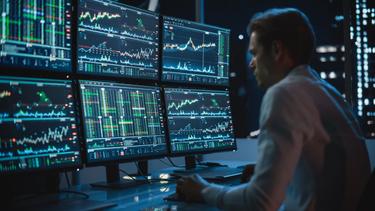 Hedge fund manager analyzing the stock market